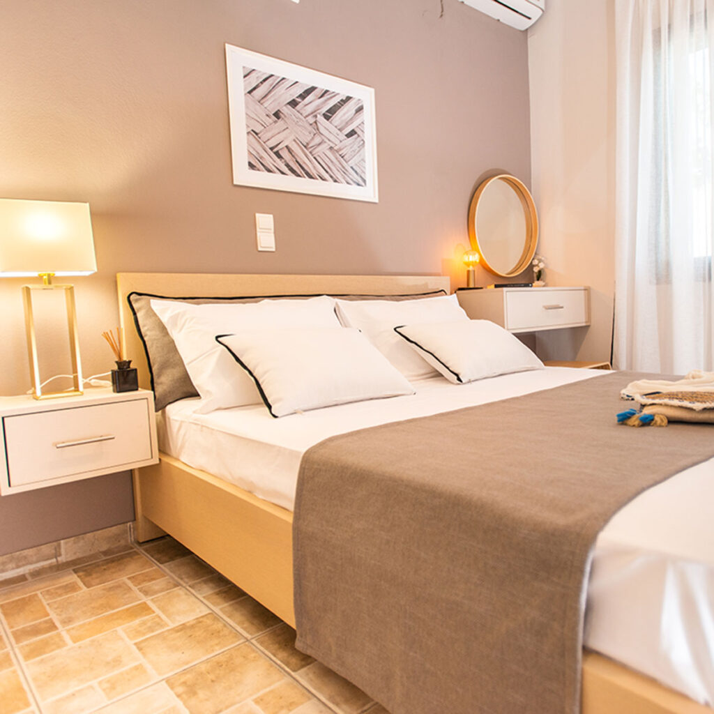 GIFEL I - The Main Bedroom